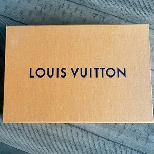 Louis Vuitton purse box